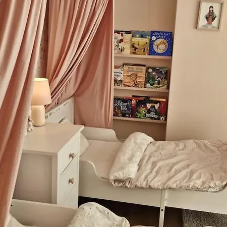 Five Bedroom House Druids Glen Σπίτι διακοπών *