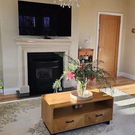 Σπίτι διακοπών Five Bedroom House Druids Glen Leabeg