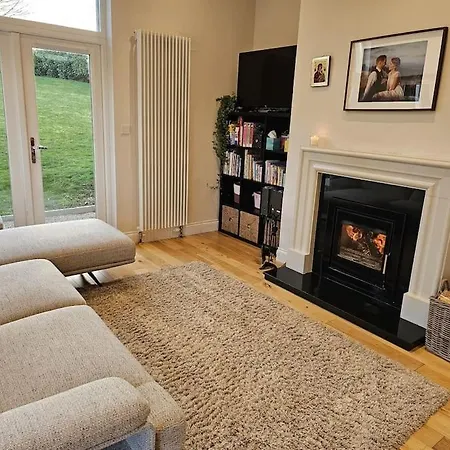 Five Bedroom House Druids Glen *